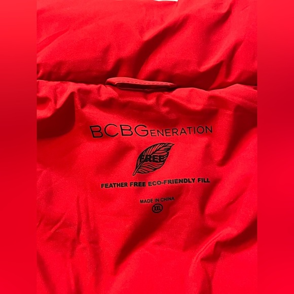 BCBGeneration Women’s XXL Feather Free Red Puffer Vest Like New - Picture 11 of 16